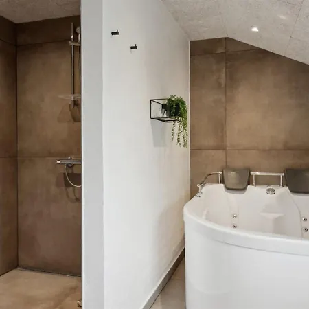 Prázdninový dům Akira - 250m From The Sea By Interhome